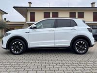Usata VW T-Cross Sportline 110 CV (80 kW) 2023 Bianco pastello SUV