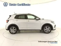 Usata VW T-Cross R-line 116 CV (85 kW) 2024 Argento SUV
