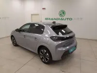 Usata Peugeot 208 Allure 101 CV (74 kW) 2025 Grigio Utilitaria