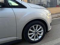 Usata Ford C-MAX Titanium 95 CV (69 kW) 2016 Argento Monovolume