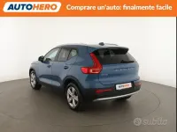 Usata Volvo XC40 Core 129 CV (94 kW) 2022 Bluazzurro SUV