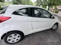 Usata Ford Ka 69 CV (50 kW) 2015 Bianco Berlina