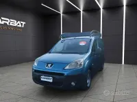 Usata Peugeot Partner 90 CV (66 kW) 2011 Bluazzurro Monovolume