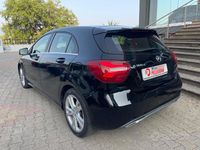 Usata Mercedes A180 109 CV (80 kW) 2016 Nero Berlina
