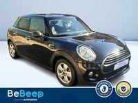 Usata Mini ONE 75 CV (55 kW) 2016 Nero pastello Utilitaria