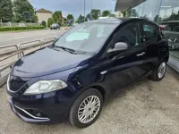 Usata Lancia Ypsilon 69 CV (50 kW) 2016 Bluazzurro Utilitaria