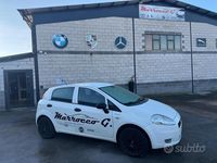 Usata Fiat Punto Active 59 CV (43 kW) 2010 Bianco Berlina