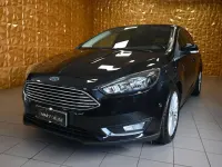 Usata Ford Focus Titanium S 125 CV (91 kW) 2015 Nero Berlina