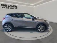 Usata Renault Captur Techno 160 CV (117 kW) 2023 Grigio chiaro SUV