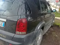 Usata SsangYong Rexton 165 CV (121 kW) 2006 Nero SUV
