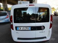 Usata Fiat Doblò Dynamic 105 CV (77 kW) 2011 Bianco Monovolume