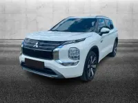 Nuova Mitsubishi Outlander P-HEV Intense 224 CV (164 kW) 2026 Bianco Station wagon