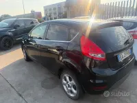Usata Ford Fiesta Titanium 92 CV (67 kW) 2010 Nero Berlina