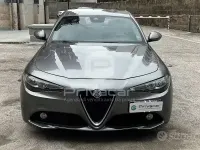 Usata Alfa Romeo Giulia Super 180 CV (132 kW) 2017 Grigio Berlina