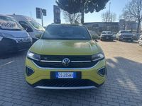 Usata VW T-Cross R-line 116 CV (85 kW) 2024 Giallo SUV