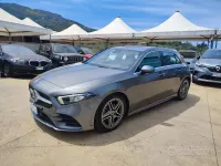 Usata Mercedes A180 Premium 116 CV (85 kW) 2019 Grigio Berlina