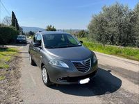 Usata Lancia Ypsilon Silver 85 CV (62 kW) 2013 Grigio Utilitaria