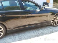 Usata BMW 318 143 CV (105 kW) 2011 Nero Station wagon