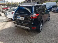 Usata Ford Kuga Titanium 120 CV (88 kW) 2018 Nero SUV