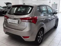 Usata Hyundai ix20 90 CV (66 kW) 2017 Argento metallizzato Utilitaria