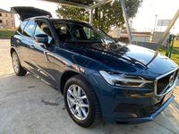 Usata Volvo XC60 Momentum 190 CV (139 kW) 2019 Blu/azzurro SUV