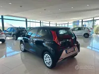 Usata Toyota Aygo Connect Style 72 CV (52 kW) 2019 Nero Utilitaria