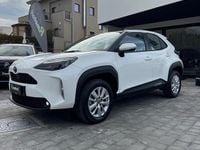 Usata Toyota Yaris Hybrid Active 92 CV (67 kW) 2023 Beige Station wagon