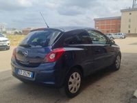 Usata Opel Corsa 58 CV (42 kW) 2011 Blu Utilitaria