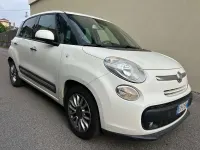 Begagnad Fiat 500L Lounge 105 HK (77 kW) 2014 Vit Minibuss
