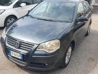 Usata VW Polo Sportline 101 CV (74 kW) 2005 Blu Berlina