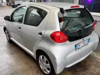 Gebraucht Toyota Aygo 68 PS (50 kW) 2008 Grau Kleinwagen