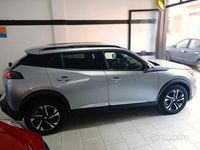 Usata Peugeot 2008 Allure 100 CV (73 kW) 2023 Grigio SUV