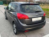 Usata Kia Venga 90 CV (66 kW) 2015 Blu Utilitaria