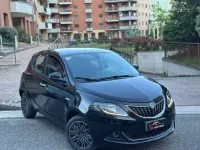 Usata Lancia Ypsilon Gold 69 CV (50 kW) 2021 Nero Utilitaria