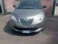Usata Lancia Ypsilon 95 CV (69 kW) 2014 Grigio Utilitaria
