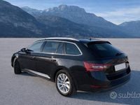 Begagnad Skoda Superb 150 HK (110 kW) 2023 Svart Kombi