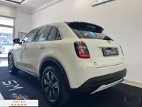 Usata Fiat 600 136 CV (100 kW) 2025 Marrone SUV