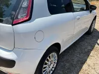 Usata Fiat Grande Punto 75 CV (55 kW) 2008 Bianco Utilitaria
