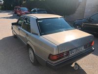 Usata Mercedes 190 90 CV (66 kW) 1988 Berlina