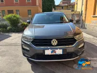 Usata VW T-Roc Style 150 CV (110 kW) 2018 Grigio SUV