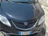 Usata Lancia Ypsilon Gold 69 CV (50 kW) 2016 Nero Utilitaria