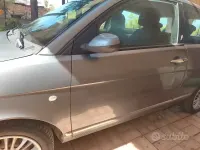 Usata Lancia Ypsilon 60 CV (44 kW) 2008 Grigio Utilitaria