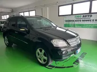 Usata Mercedes ML320 224 CV (164 kW) 2007 Nero SUV