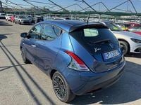 Usata Lancia Ypsilon Gold 69 CV (50 kW) 2023 489 blu Utilitaria