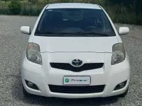 Usata Toyota Yaris Sol 101 CV (74 kW) 2011 Bianco Utilitaria