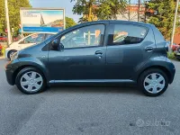 Begagnad Toyota Aygo 68 HK (50 kW) 2010 Grå Halvkombi