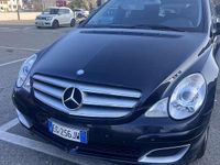 Begagnad Mercedes R320 224 HK (164 kW) 2008 Minibuss
