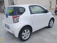 Usata Toyota iQ Sol 68 CV (50 kW) 2009 Bianco Utilitaria