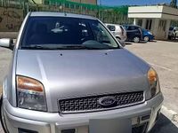 Usata Ford Fusion Titanium 90 CV (66 kW) 2008 Grigio Utilitaria