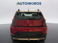 Nuova Fiat Grande Panda La Prima 101 CV (74 kW) 2025 Rosso Utilitaria